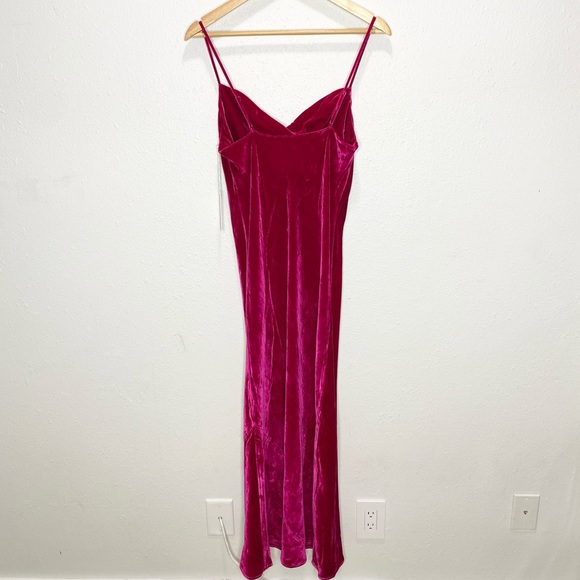 Reformation Salamanca Dress In Rhubarb Velvet 6 NWT - Picture 7 of 12